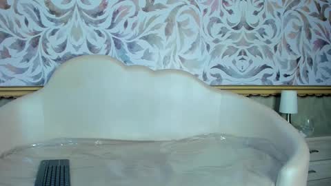 Ivy Rae online show from October 8, 3:20 pm