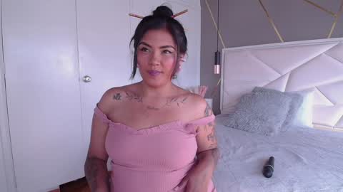 Snapshot of ivy_soul chatting on January 22, 8:38 pm IVY online show from January 22, 8:38 pm