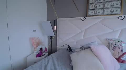 Snapshot of ivy_soul chatting on November 3, 12:28 pm IVY online show from November 3, 12:28 pm