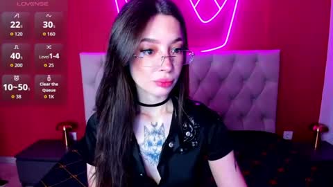 Snapshot of ivydainty chatting on June 17, 1:19 am Ivy online show from June 17, 1:19 am