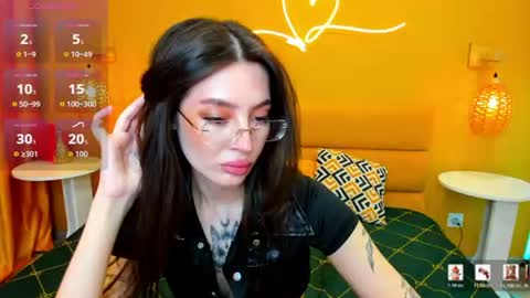 Snapshot of ivydainty chatting on June 18, 1:28 am Ivy online show from June 18, 1:28 am