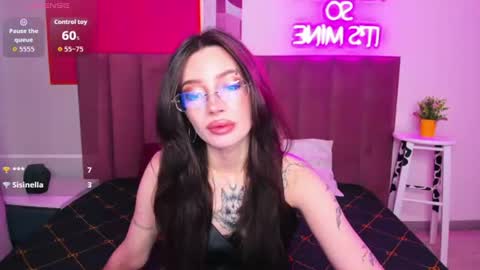 Snapshot of ivydainty chatting on June 24, 1:26 am Ivy online show from June 24, 1:26 am