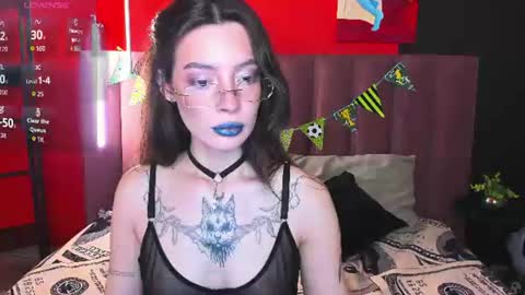 Snapshot of ivydainty chatting on July 15, 1:44 am Ivy online show from July 15, 1:44 am