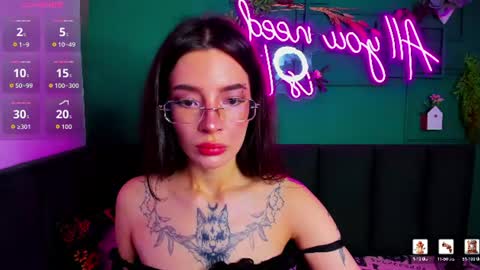 Snapshot of ivydainty chatting on July 27, 1:23 am Ivy online show from July 27, 1:23 am