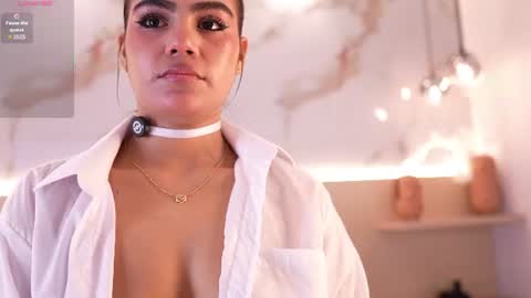 ivyellis online show from July 8, 11:48 am