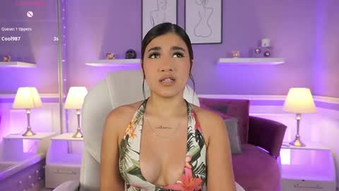 Snapshot of ivygrabes chatting on June 6, 7:29 pm Ivy Grabes online show from June 6, 7:29 pm