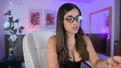 Snapshot of ivygrabes chatting on July 1, 7:13 pm Ivy Grabes online show from July 1, 7:13 pm