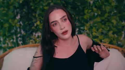 Miss Ivy online show from November 20, 5:45 pm