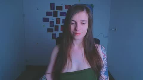 Ivy online show from May 2, 2:33 pm