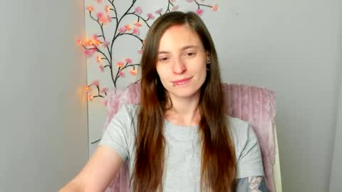 Ivy online show from May 21, 12:45 pm