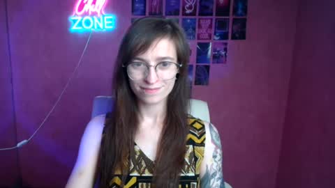 Ivy online show from July 27, 9:44 pm