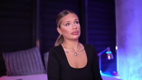 IvyRowa online show from March 9, 7:05 pm