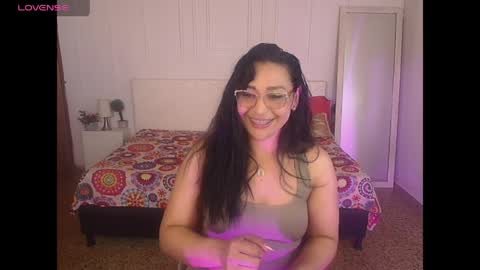 ivyshine7 online show from April 21, 7:39 pm