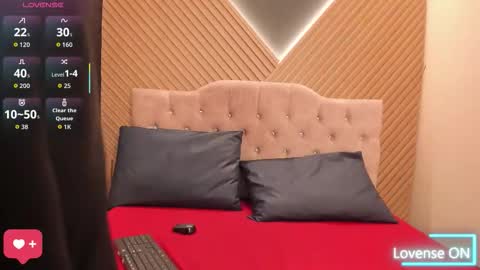 Ivvy Emerald  Sweet babe online show from February 17, 1:51 pm