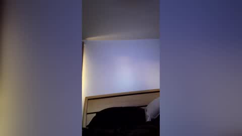 Snapshot of iwantu1230 chatting on March 11, 10:43 am iwantu1230 online show from March 11, 10:43 am