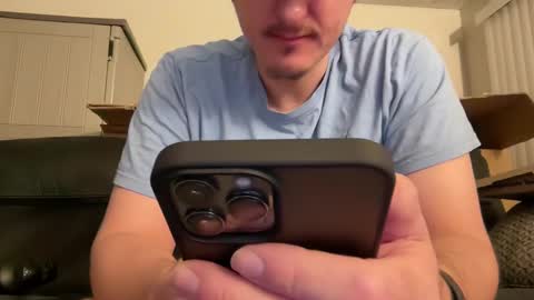 iwantyounow42069 online show from October 25, 10:45 am