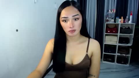 iwillcum4u_ online show from July 24, 1:14 am