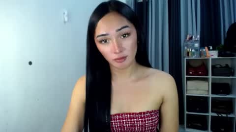 iwillcum4u_ online show from August 4, 2:52 pm