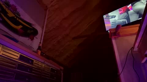 That  Guy  online show from December 5, 6:11 am