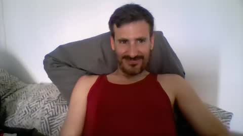 Snapshot of iyoperro chatting on May 12, 1:41 pm Casandro online show from May 12, 1:41 pm