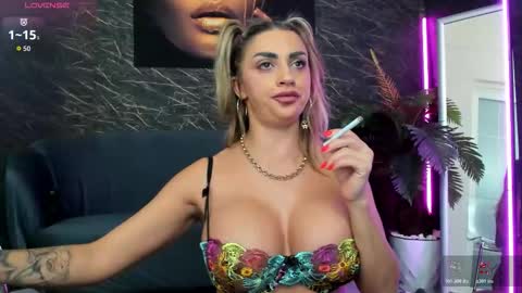 izabelatessa online show from December 21, 8:38 pm