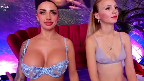 izabelatessa online show from July 15, 7:08 pm