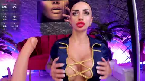 izabelatessa online show from July 28, 7:15 pm