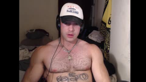 izak144 online show from December 12, 5:31 am