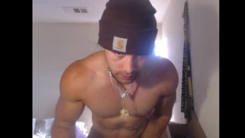 izak144 online show from November 24, 9:36 pm