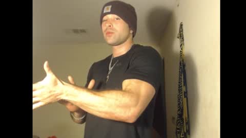 izak144 online show from February 24, 6:11 am