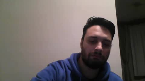 Snapshot of izakgotthatcums chatting on December 14, 3:29 am izakgotthatcums online show from December 14, 3:29 am