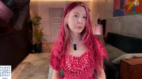 Snapshot of izi_fox chatting on June 23, 1:42 pm izi online show from June 23, 1:42 pm