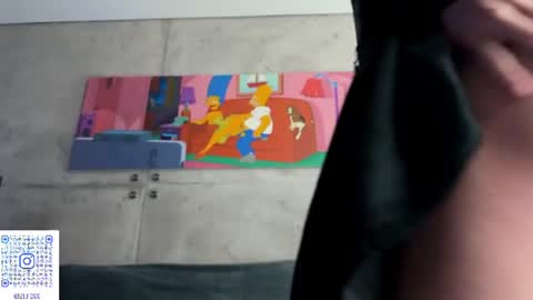 Snapshot of izi_fox chatting on July 4, 1:17 pm izi online show from July 4, 1:17 pm