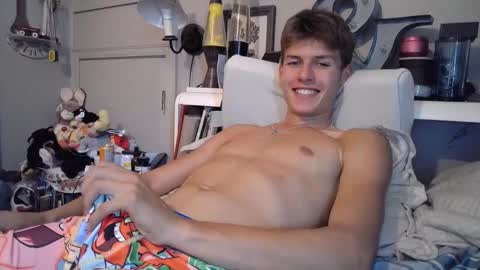 Willis online show from September 17, 9:27 pm