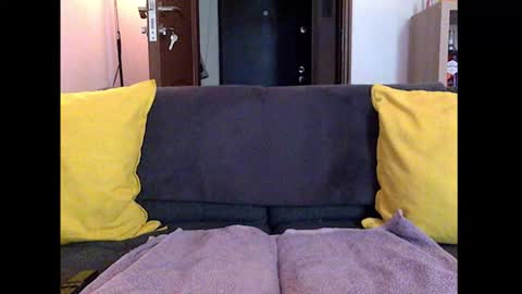 izzy53220 online show from October 28, 7:45 am