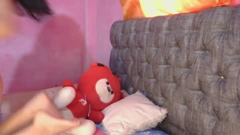 izzy_rains online show from July 4, 9:59 am