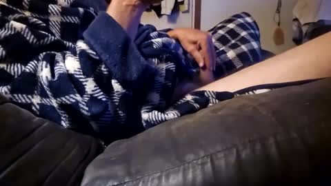 j1025402 online show from November 1, 11:45 am