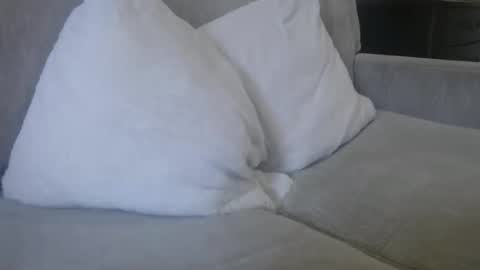 James online show from December 4, 2:48 pm