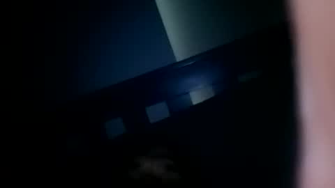 Snapshot of j434934 chatting on October 13, 5:35 pm j434934 online show from October 13, 5:35 pm