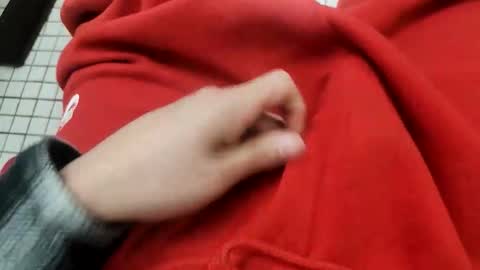 j84833399 online show from May 25, 8:09 am
