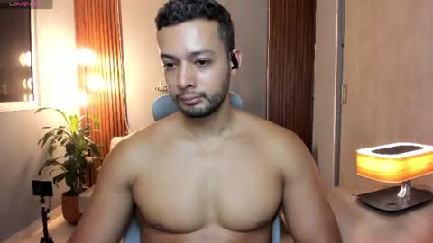 Snapshot of j_calix chatting on July 28, 12:18 am Calix Independient model Insta and twt Calixsnake online show from July 28, 12:18 am