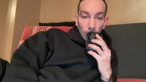 Snapshot of j_dc chatting on January 15, 1:45 am j_dc online show from January 15, 1:45 am