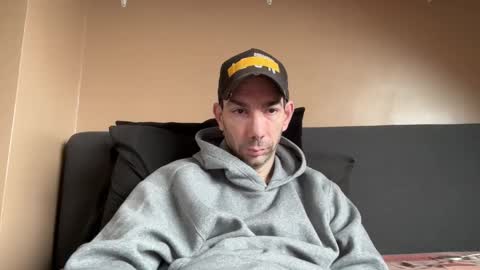 Snapshot of j_dc chatting on November 6, 2:29 pm j_dc online show from November 6, 2:29 pm