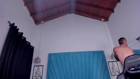 J King online show from March 14, 1:55 am