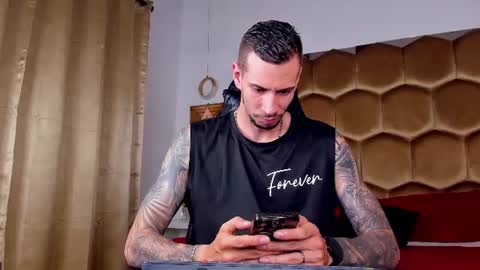 Snapshot of j_king__ chatting on June 15, 9:39 pm J King online show from June 15, 9:39 pm