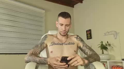 Snapshot of j_king__ chatting on July 19, 11:14 am J King online show from July 19, 11:14 am