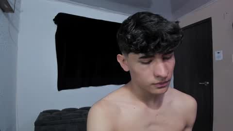 Noah online show from December 16, 3:11 pm