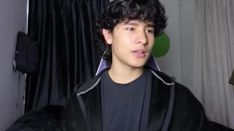 Noah online show from February 19, 2:46 pm