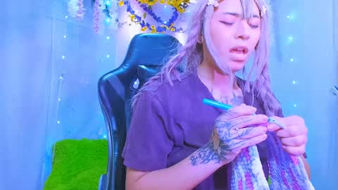 Snapshot of jaadee18 chatting on December 8, 9:41 pm jade 18 online show from December 8, 9:41 pm