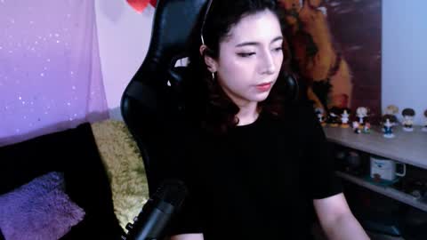 jade 18  online show from November 25, 6:24 am